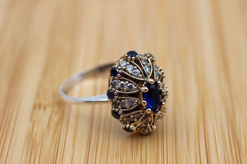 Sapphire Flora Women's Silver Ring