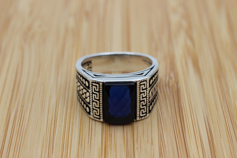 Sapphire Ring Silver-Halo