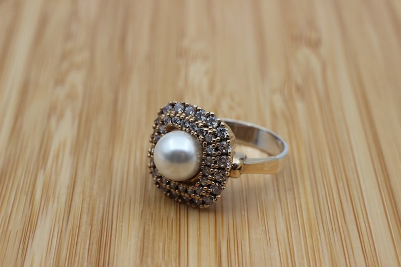 Ocean Pearl  Women's Silver Ring