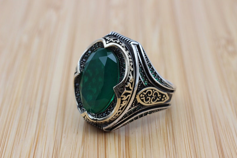 Emerald Silver ring-Kings Hand