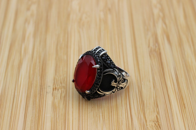 Ruby Silver ring-Predator