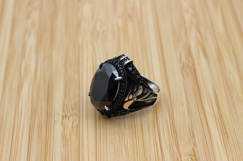 Onyx Silver ring-Falcon