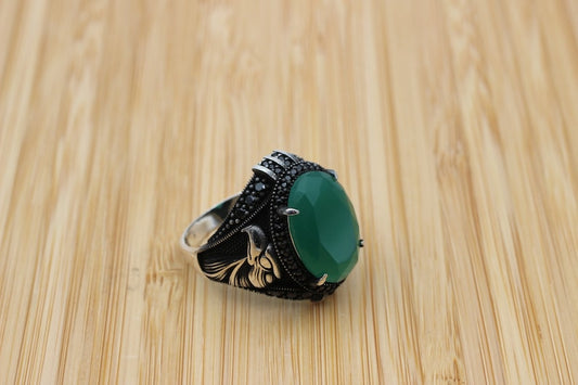 Emerald Silver ring-Falcon Raw Stone