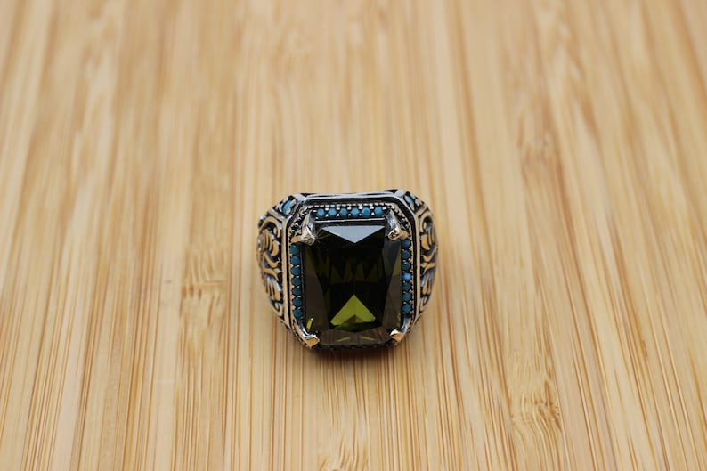 Peridot  Silver ring for Men-Creator