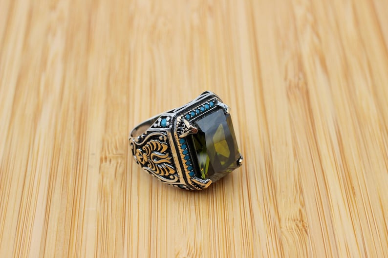 Peridot  Silver ring for Men-Creator