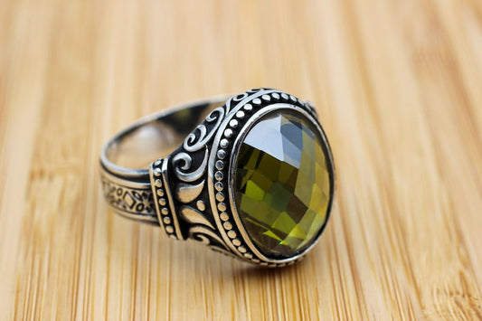 Peridot  Silver ring for Men-Halo