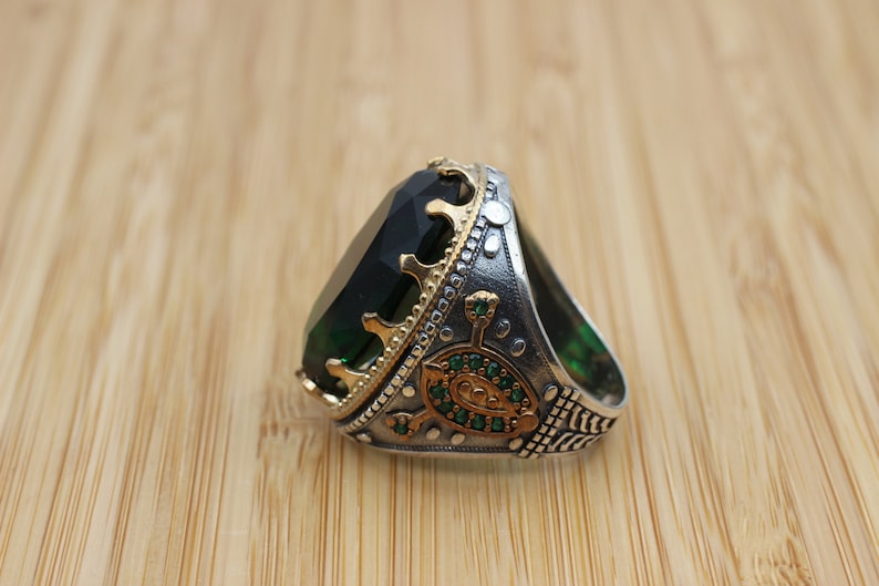 Emerald Silver ring-Sheikh emir