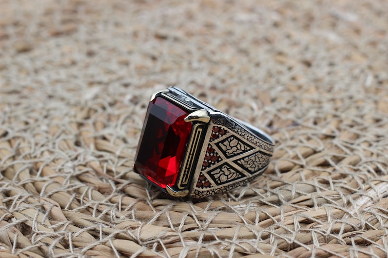 Ruby Silver ring-Dragon's Heart