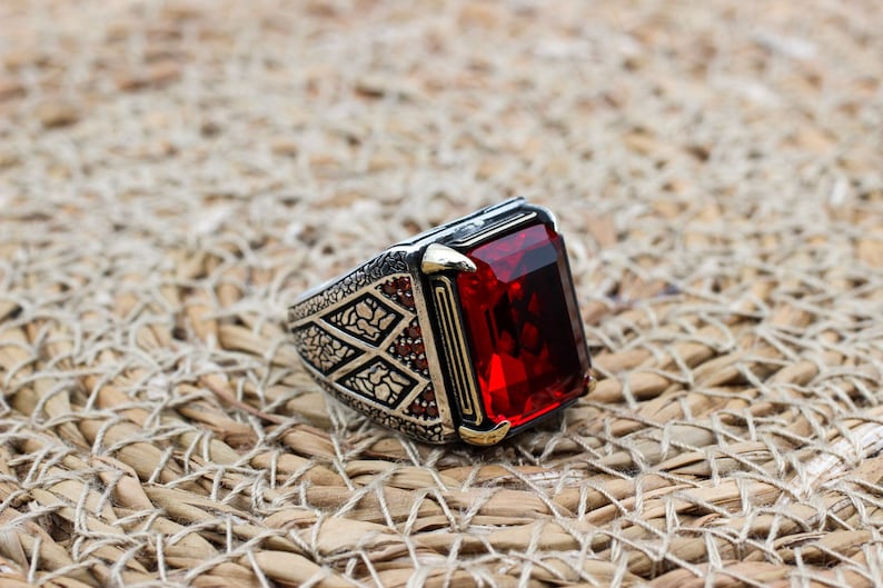 Ruby Silver ring-Dragon's Heart