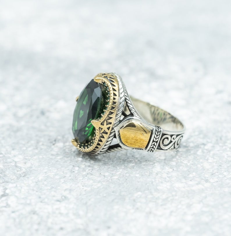 Green Zircon Ring Crown Prince