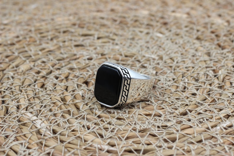 Onyx Silver ring-Silver Crown