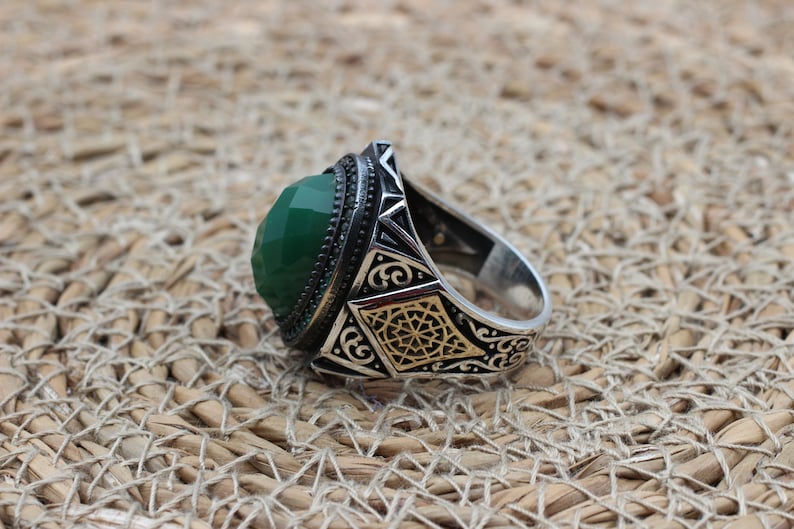 Emerald Silver ring-Life Lotus