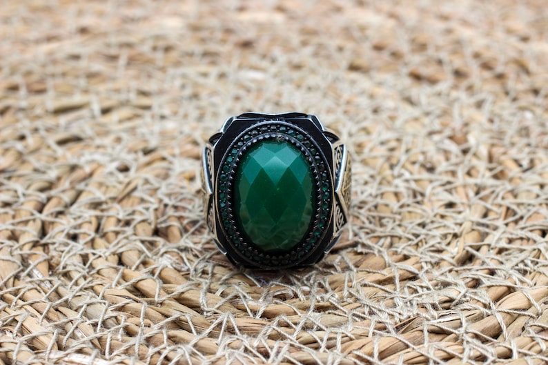 Emerald Silver ring-Life Lotus