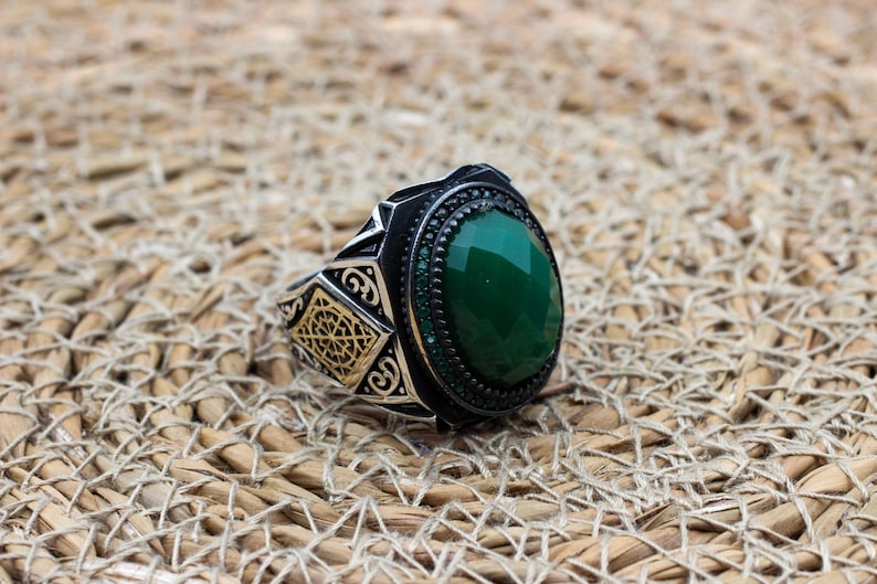 Emerald Silver ring-Life Lotus