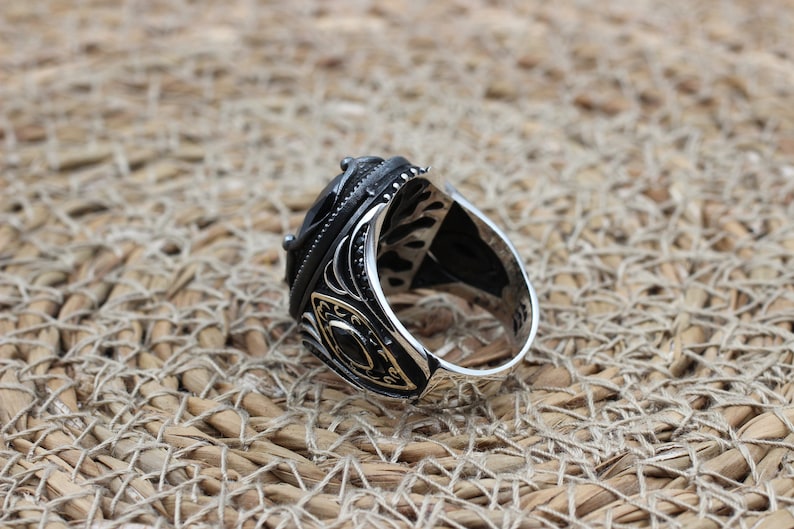 Onyx Silver ring-Assasin