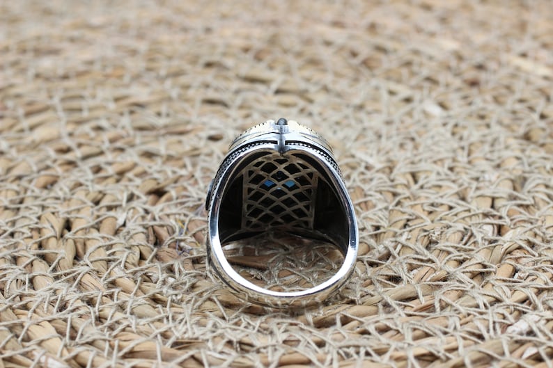 Aquamarine Silver ring-CrownedSeas