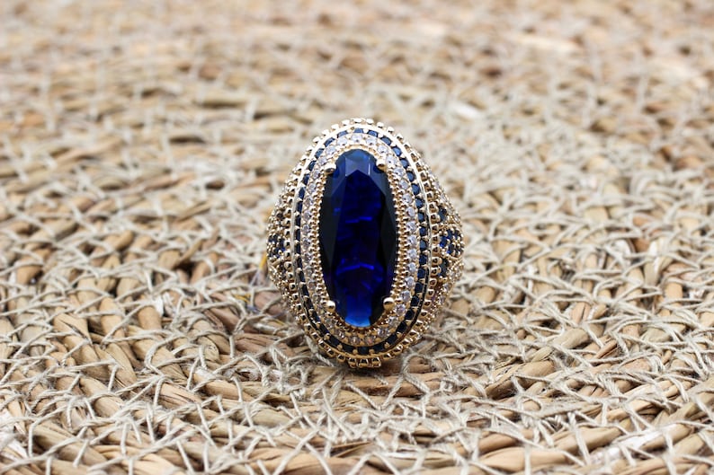 Mumtaz Sapphire Women's Silver Ring