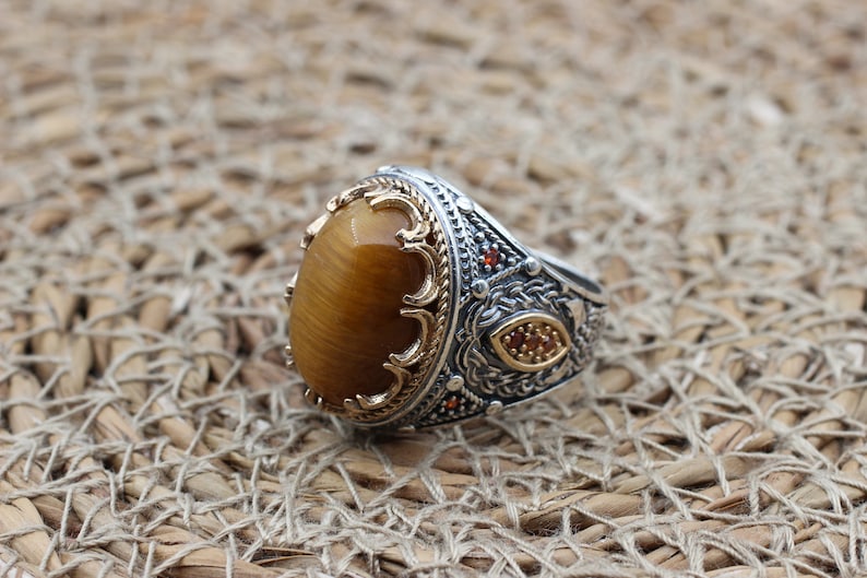 Tiger eye Silver ring for Men Throne of Strength