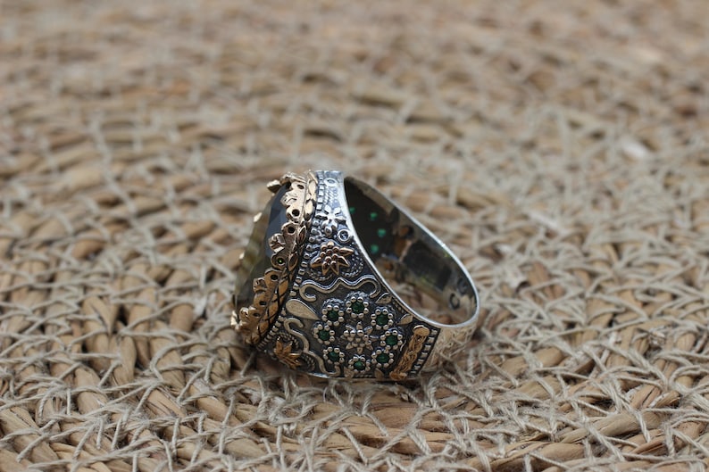 Peridot  Silver ring for Men-Turkish Delight