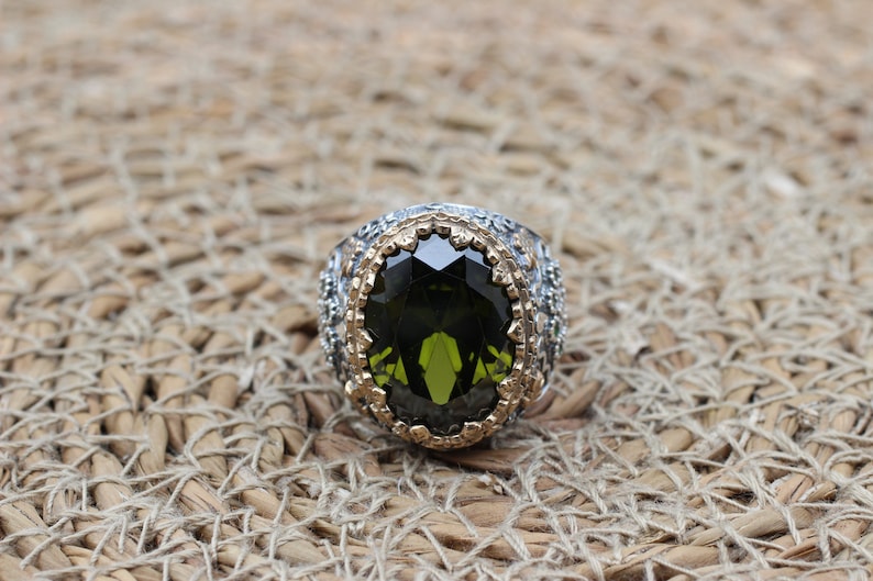 Peridot  Silver ring for Men-Turkish Delight