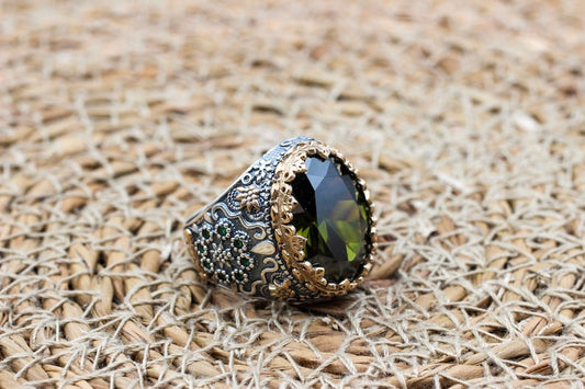 Peridot  Silver ring for Men-Turkish Delight