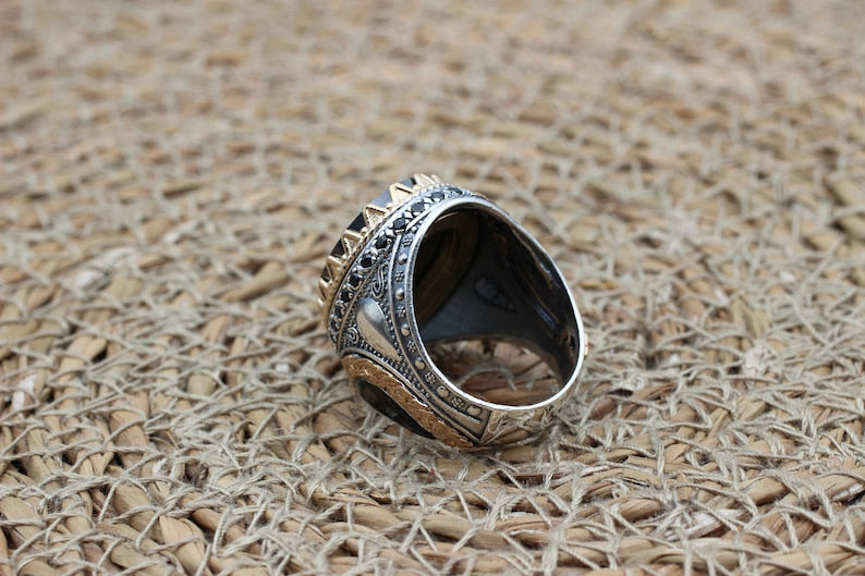 Onyx Silver ring-Golden Aura