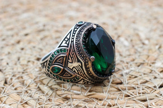 Emerald Silver ring-Wings of wealth