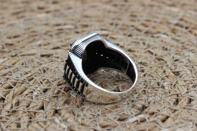 Onyx Silver ring-Nightingale