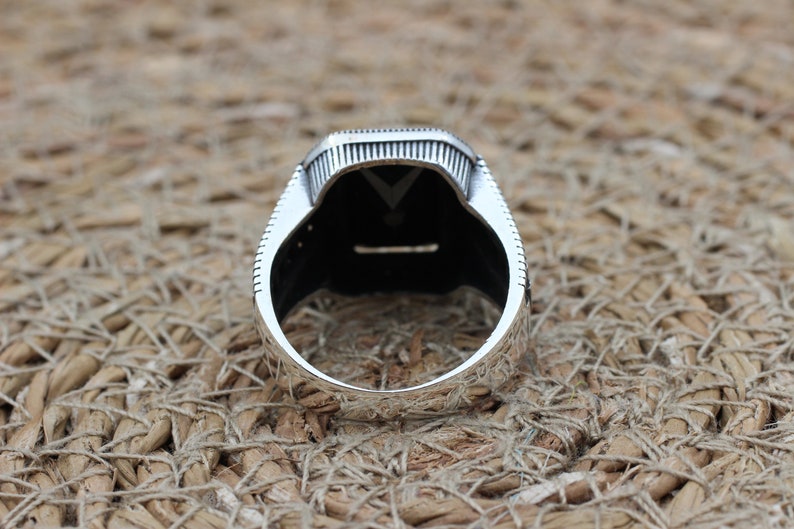 Onyx Silver ring-Nightingale