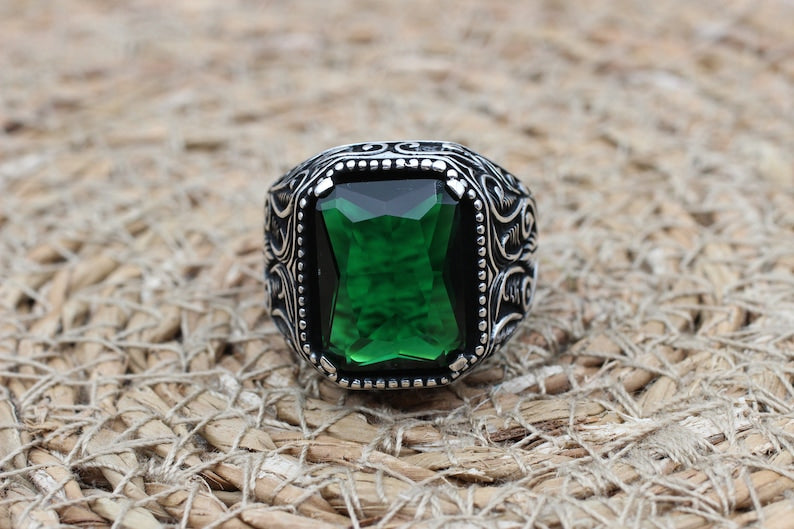 Emerald Silver ring-Green Garden