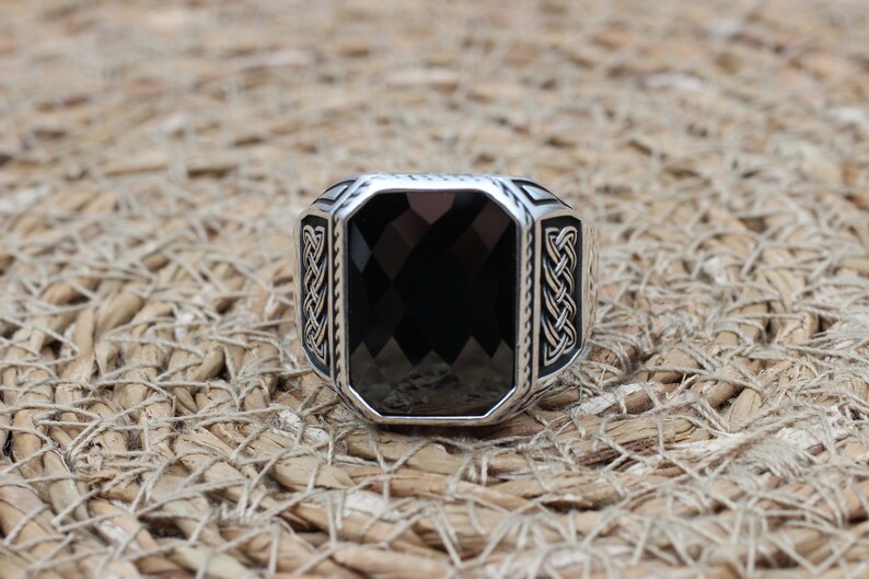 Onyx Silver ring-Sultanate