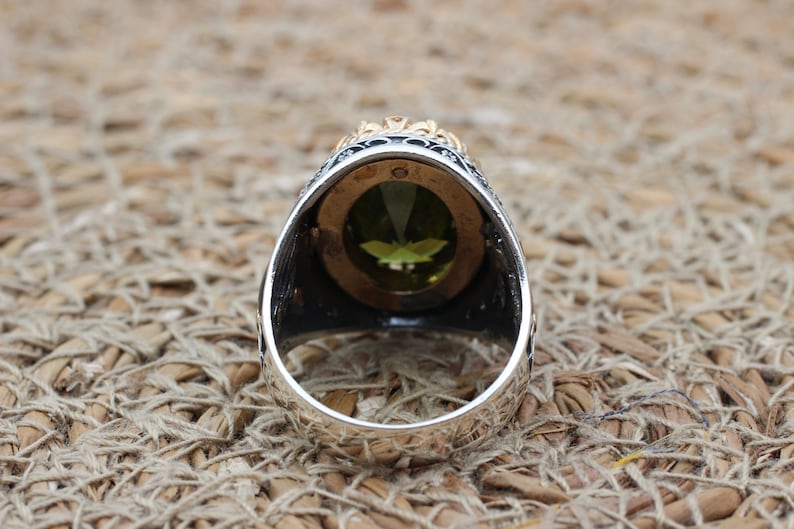 Peridot  Silver ring for Men-kingsmen