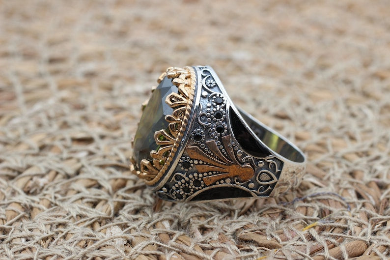 Peridot  Silver ring for Men-kingsmen