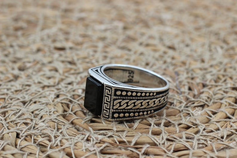 Onyx Silver ring-Halo