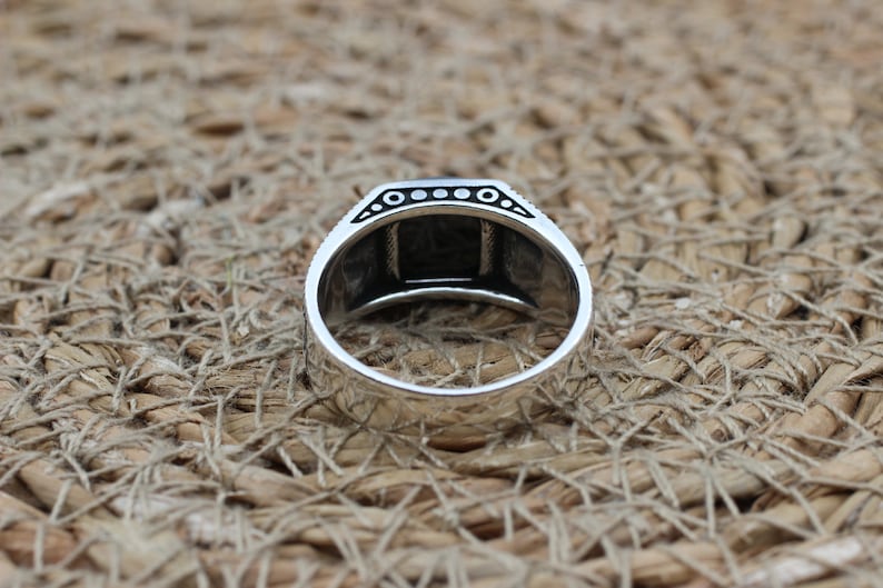 Onyx Silver ring-Essence