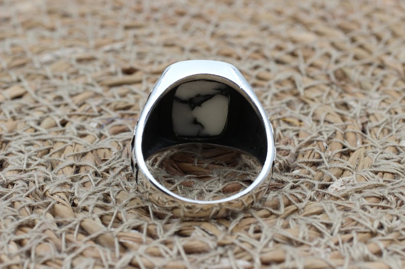 White Aqeeq Silver ring for Men