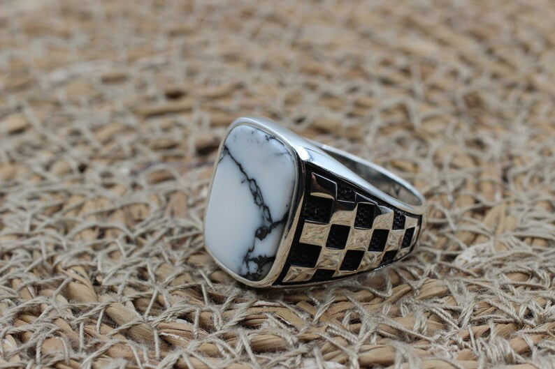 White Aqeeq Silver ring for Men