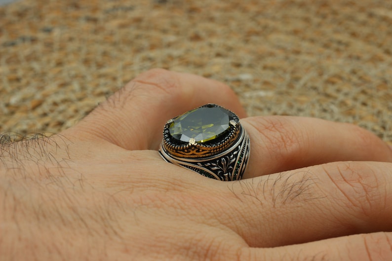 Peridot  Silver ring for Men-eternal flower