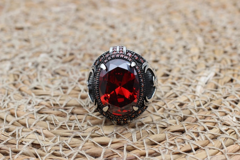 Ruby Silver ring-Predator