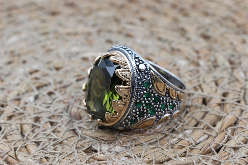 Peridot  Silver ring for Men- Green crown