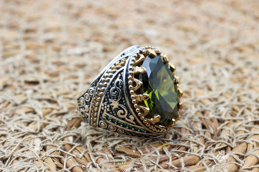 Peridot  Silver ring for Men-Naturebloom