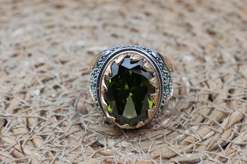 Peridot  Silver ring for Men- Green crown