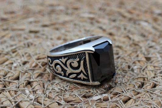 Onyx Silver ring-Minimalist