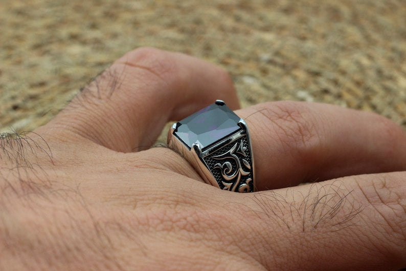 Amethyst Silver ring-Minimalist