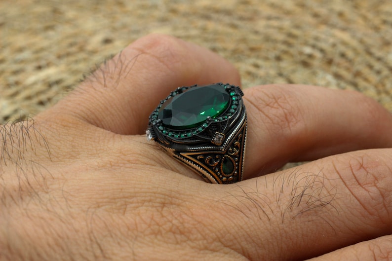 Emerald Silver ring-Istanbul Beauty