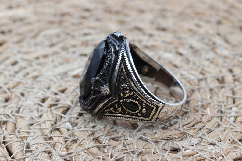 Onyx Silver ring-Blackmoney