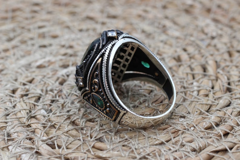 Emerald Silver ring-Istanbul Beauty