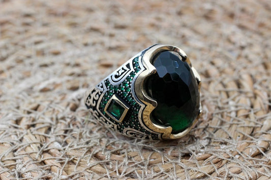 Emerald Silver ring-Golden Crown