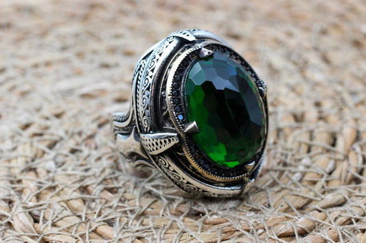 Emerald Silver ring-Inner Light