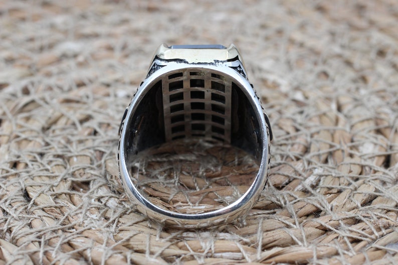 Onyx Silver ring-Golden crown